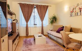 Free Parking Downtown Apartment Boutique Green Garden Unirii